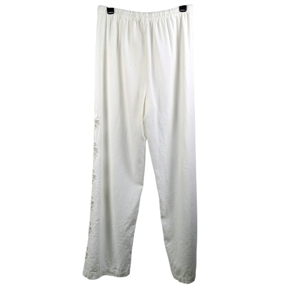 Camila Coelho Linen Blend Pants Floral Eyelet Cutouts At Sides White M NWT - Picture 8 of 10